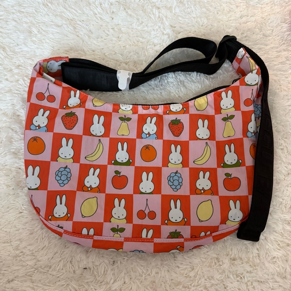 Miffy x baggu checkered fruit medium crescent